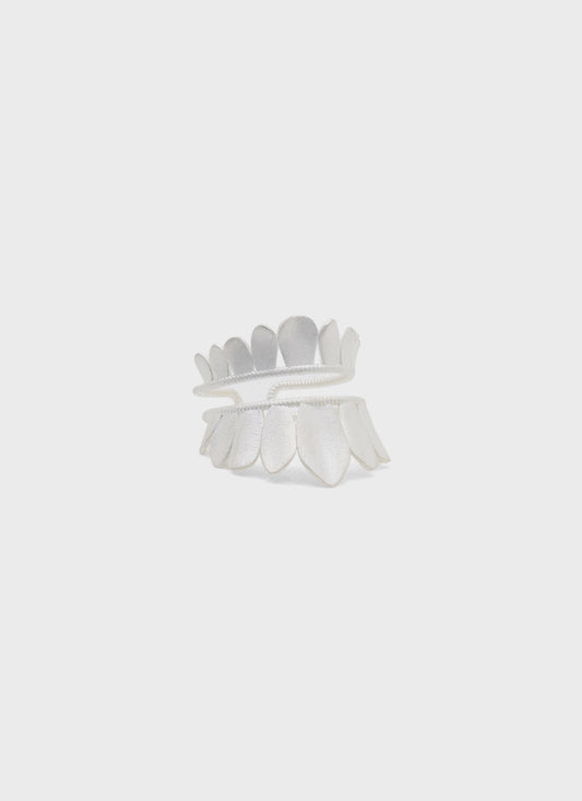 Cunzu Miao Floating Skirt Ring
