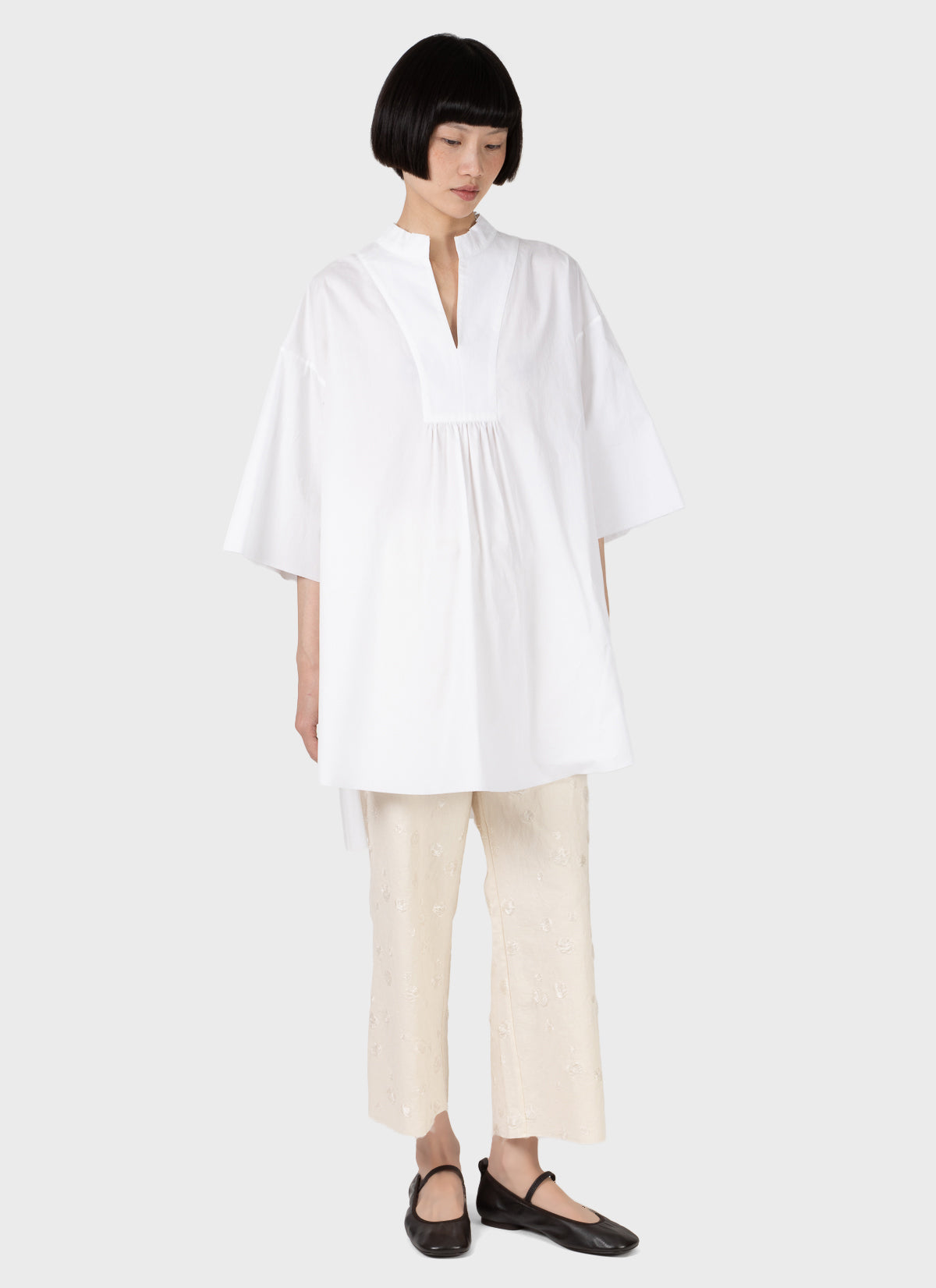 Tahr V-Neck Short Sleeve Top