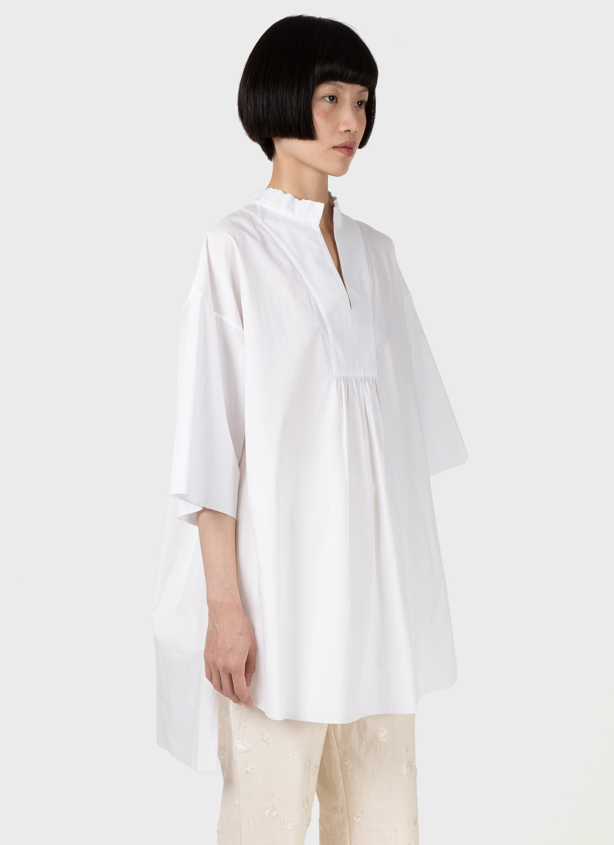 Tahr V-Neck Short Sleeve Top