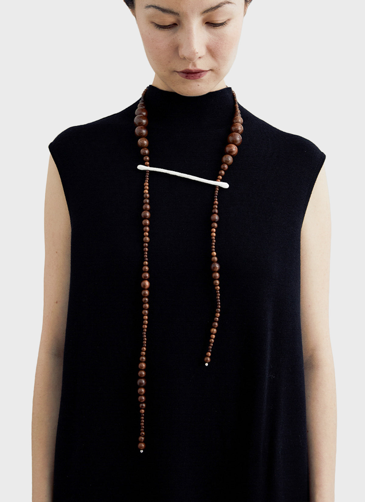 Qiqi Zebra Wood Big Clip Necklace