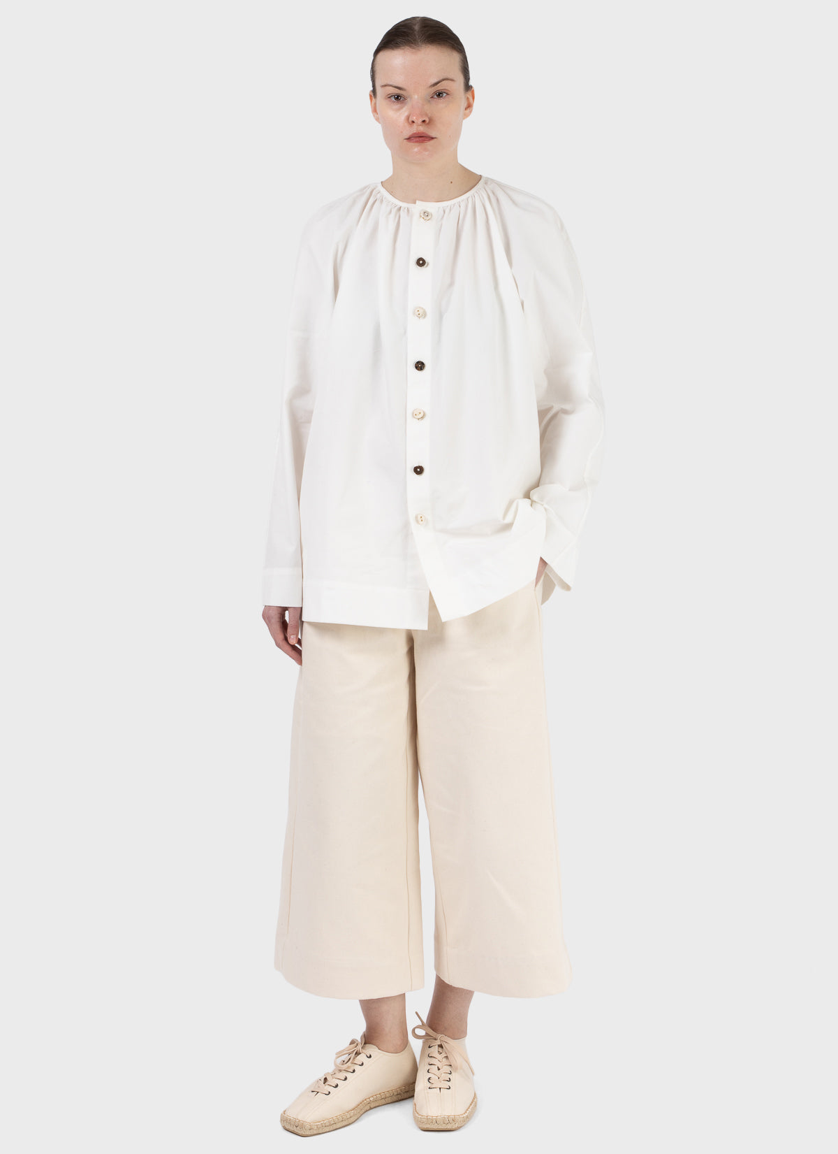 The Backward Vendor Mist Blouse