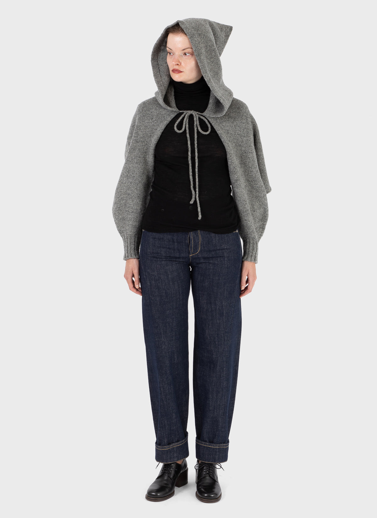 E RT Kingdom Shetland Knit Hooded Sleeves Grey Scarf