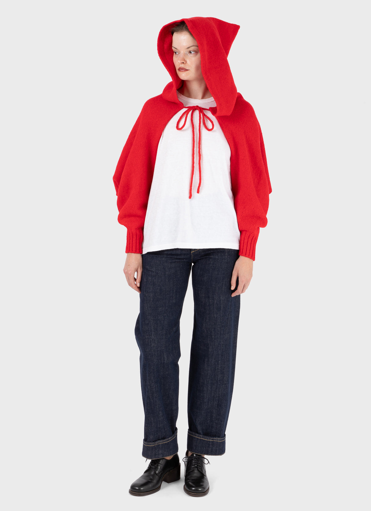 E RT Kingdom Shetland Knit Hooded Sleeves Red Scarf