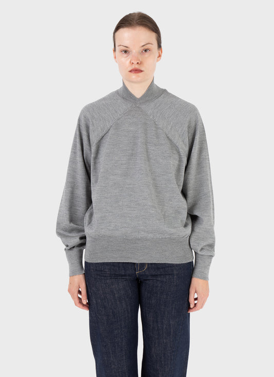 E RT Kingdom Merino Knit Tapered V-Neck Jumper Grey