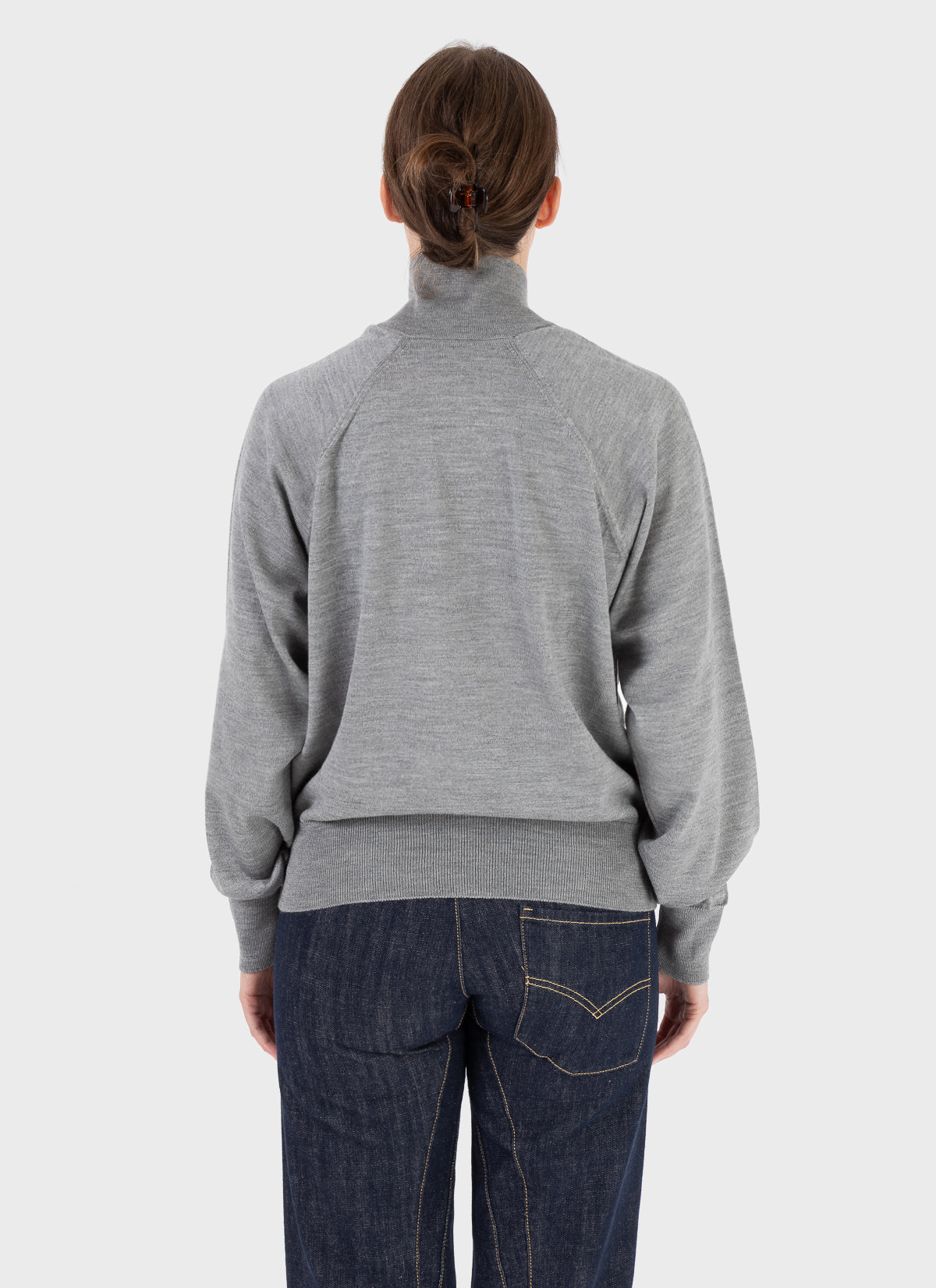 E RT Kingdom Merino Knit Tapered V-Neck Jumper Grey