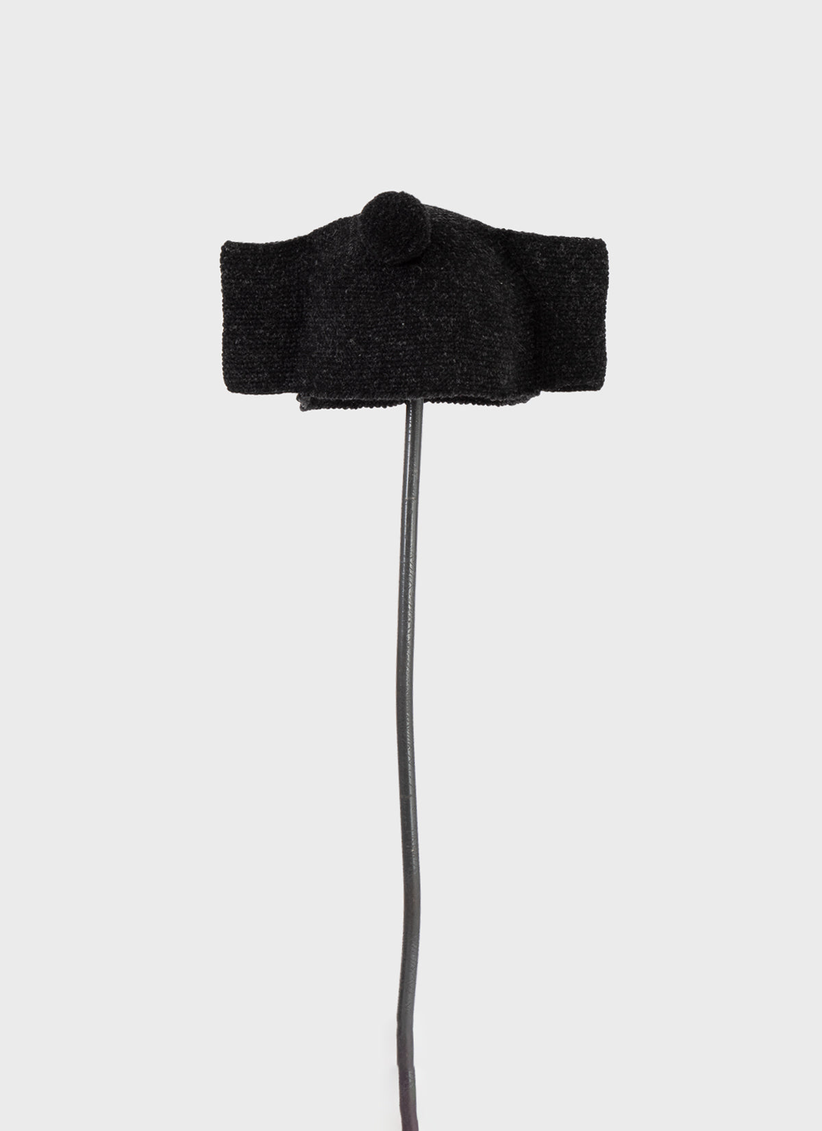E RT Kingdom Shetland Knit Crochet Bow Hat
