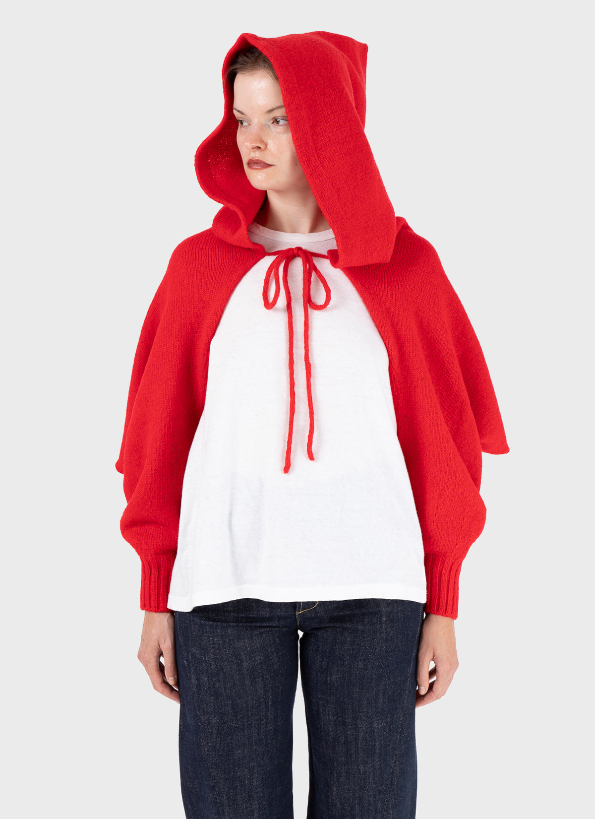 E RT Kingdom Shetland Knit Hooded Sleeves Red Scarf