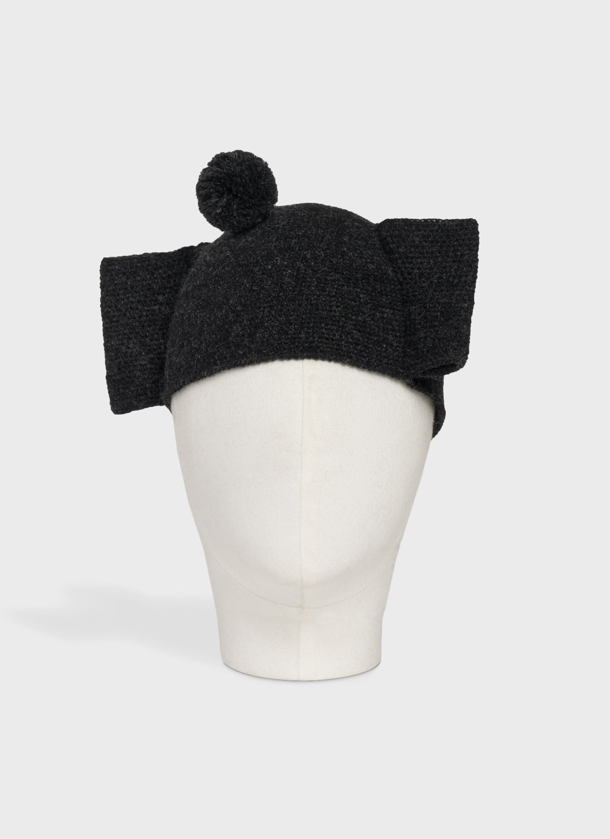 E RT Kingdom Shetland Knit Crochet Bow Hat