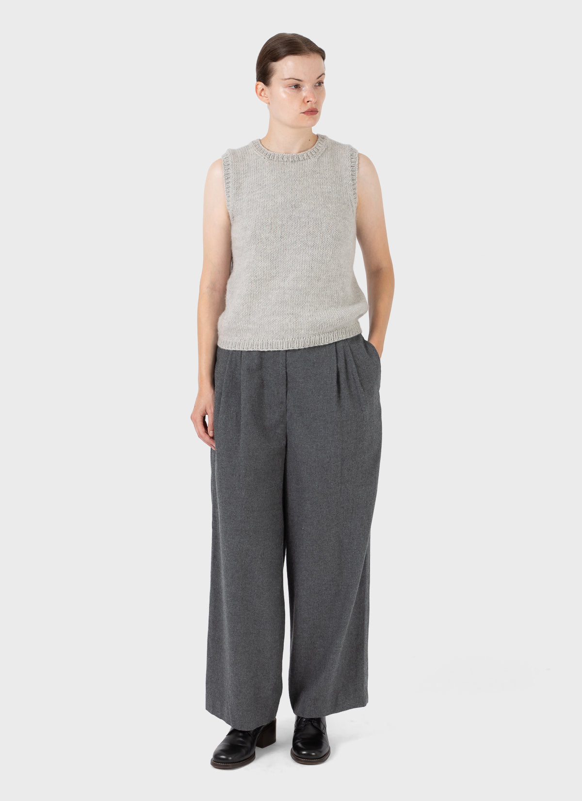 Nitto Pincel Knit Vest Light Grey